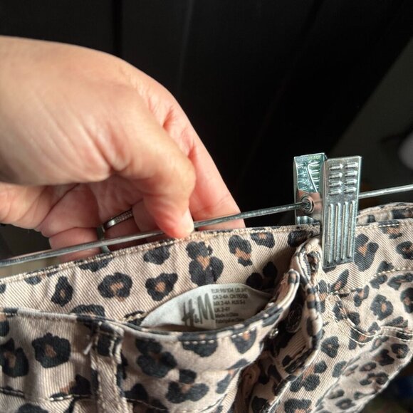 ✨H&M Girls SET Cheetah Denim Skirt w/Matching Disney Minnie Mouse T-Shirt(3T)✨ - Picture 5 of 5